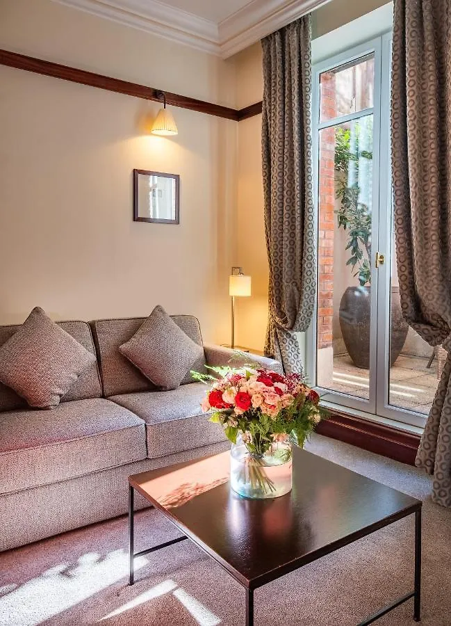 Pont Royal Hotel